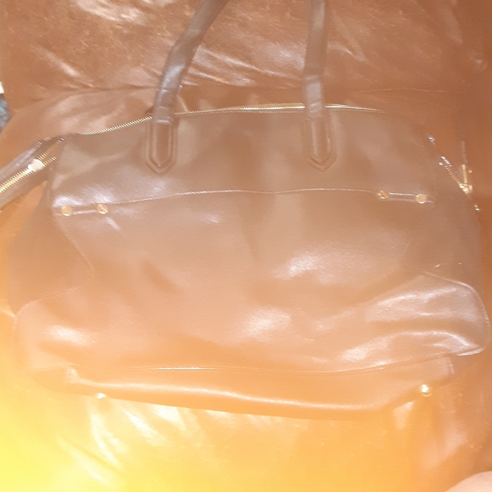 Tutilo Boost Purse